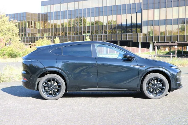 XPENG G6