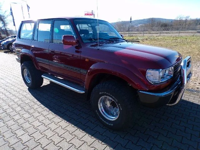 Toyota Land Cruiser