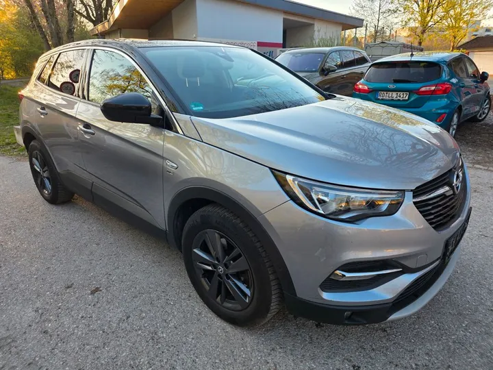 Opel Grandland (X)