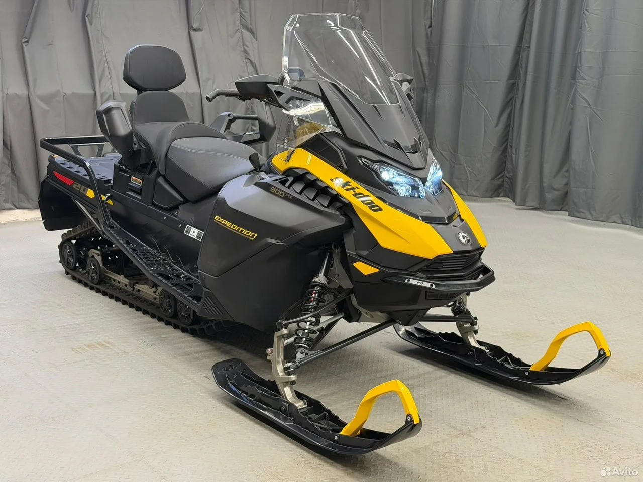 BRP Ski-Doo Expedition LE 900 ACE